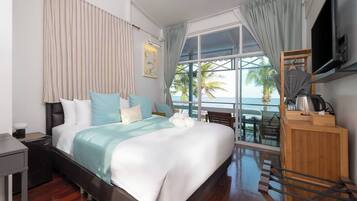 1 bedroom, desk, iron/ironing board, WiFi