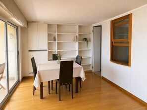 Dining - Vrbo Property (Villefranche-sur-Mer)