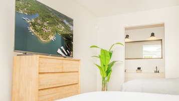 Double Room, 2 Queen Beds | Free WiFi