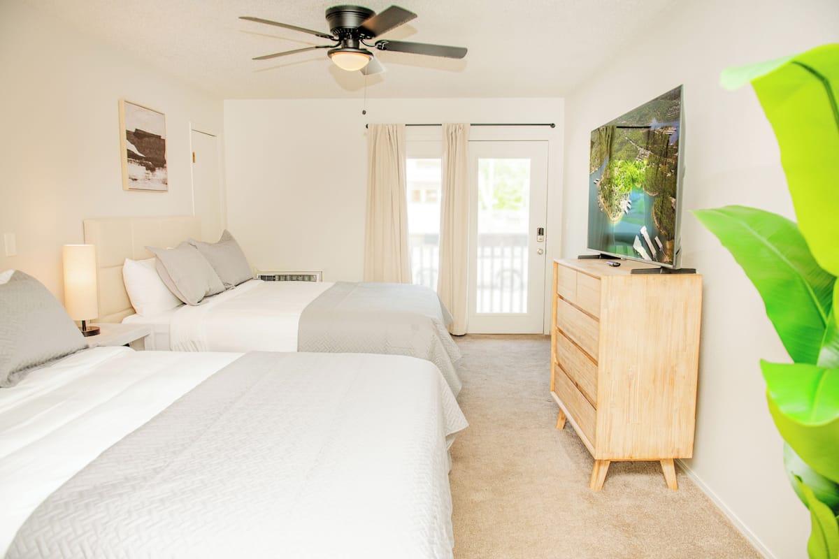 Double Room, 2 Queen Beds | Free WiFi