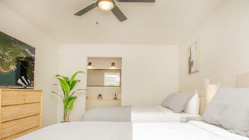 Double Room, 2 Queen Beds | Free WiFi