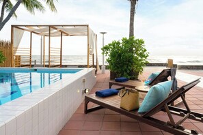 Pool - Wander at Bayside 19 | Upstairs Sea-View Room, bathtub & sunset (sleeps 4) (Hua Hin)
