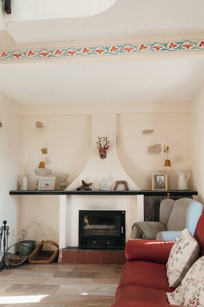 Smart TV, fireplace, books - PRIVILEGE FARMHOUSE (Lanjarón)