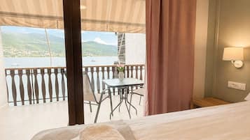 1 bedroom, iron/ironing board, travel crib, WiFi (free)