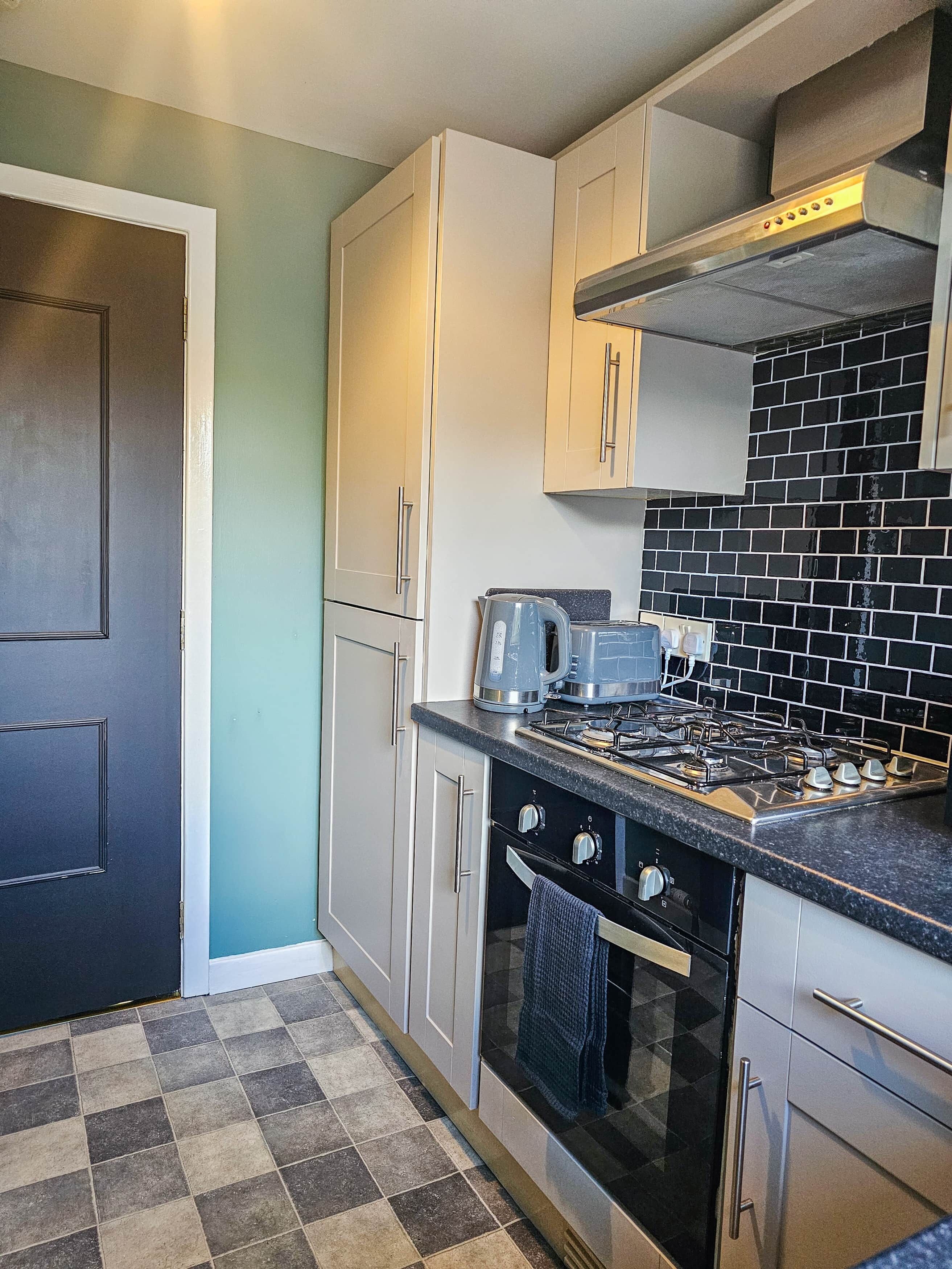 Refrigerador, horno, placa de cocina, tostadora