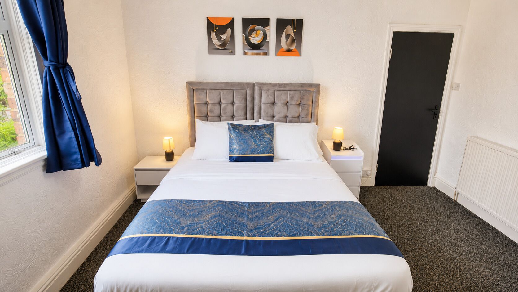 2 bedrooms, iron/ironing board, internet