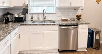 Private Pool, Near NRG Stadium & Texas Medical & Downtown