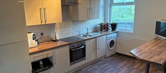Spacious Wakefield Getaway 3br