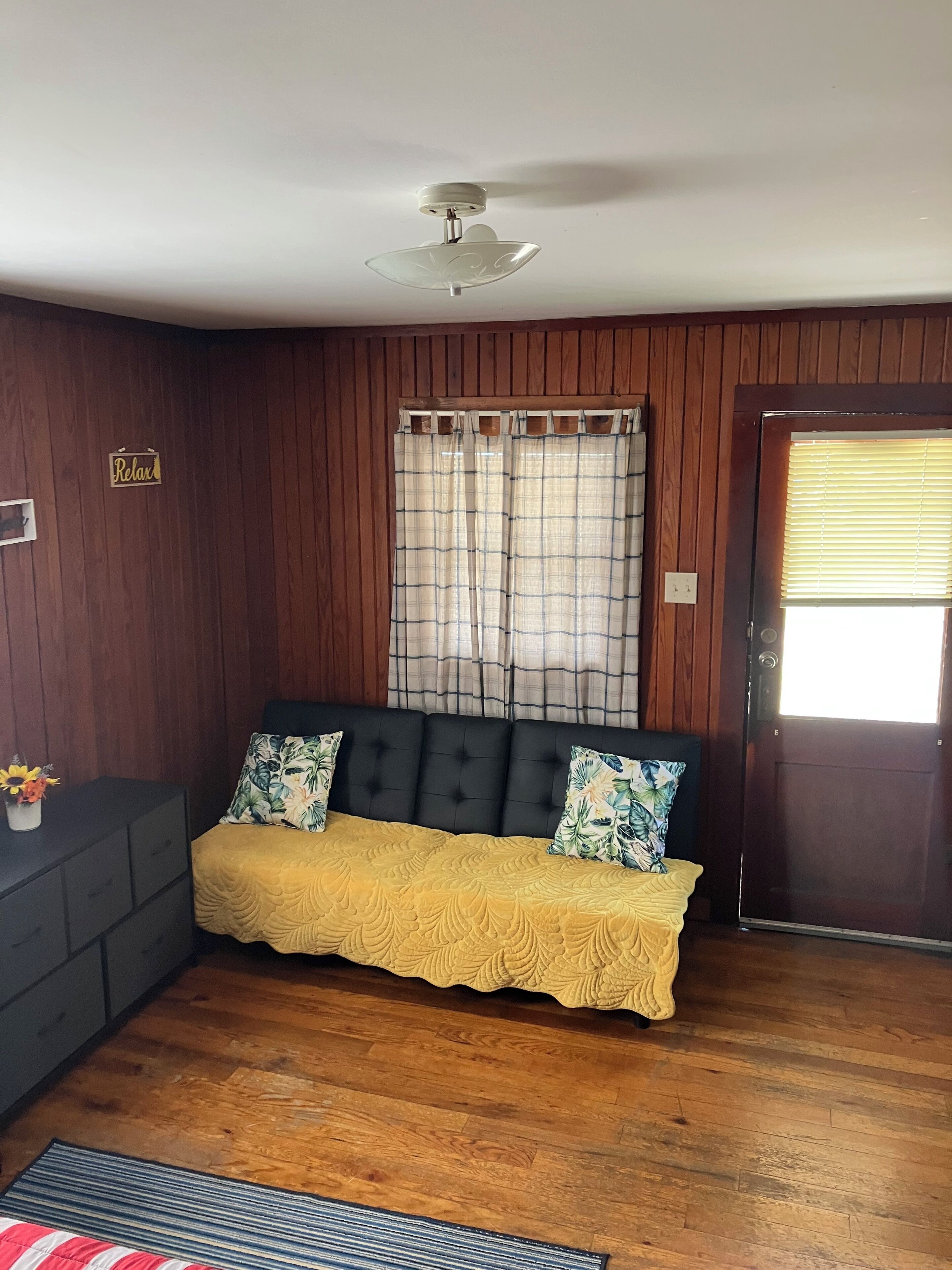 Cozy 1-bedroom Cabin On Lake Hamilton In Front Of A Private Beach - Hot Springs, AR