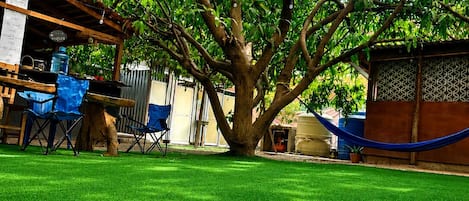 Basic Shared Dormitory | Outdoor dining