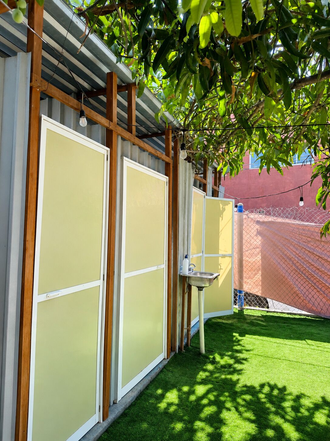 Dormitorio compartido básico | Áreas de la propiedad