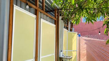 Dormitorio compartido básico | Áreas de la propiedad