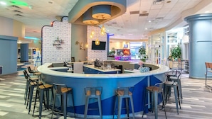 Bar (on property) - Cozy 2 Bedroom Suite in Daytona Beach! rts (Daytona Beach)