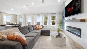 TV connectée, cheminée