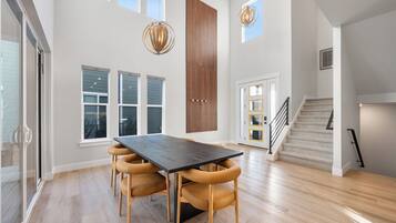 Maison (5 Bedrooms) | Intérieur