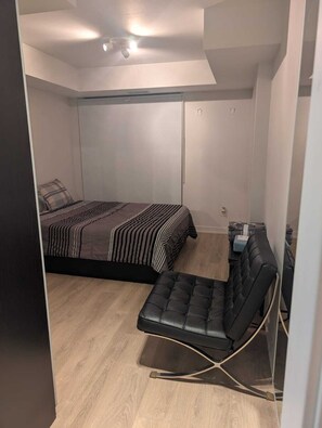 熨斗/熨衫板、上網、床單
