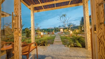 Deluxe Double Room, Pool View | Terrace/patio