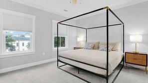 Apartment (6 Bedrooms) | Interior - Sleeps 18, 3 2bdr Suites w/ Free Parking in Walkable Historic District - The Juliette by Avantstay (Savannah)