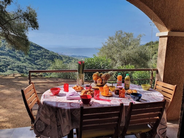 Servei de restauració a l'aire lliure