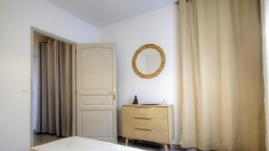 2 多间卧室、旅行婴儿床、免费 WiFi