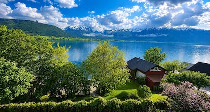 Room-casa Hauge B&B Fjordview Room