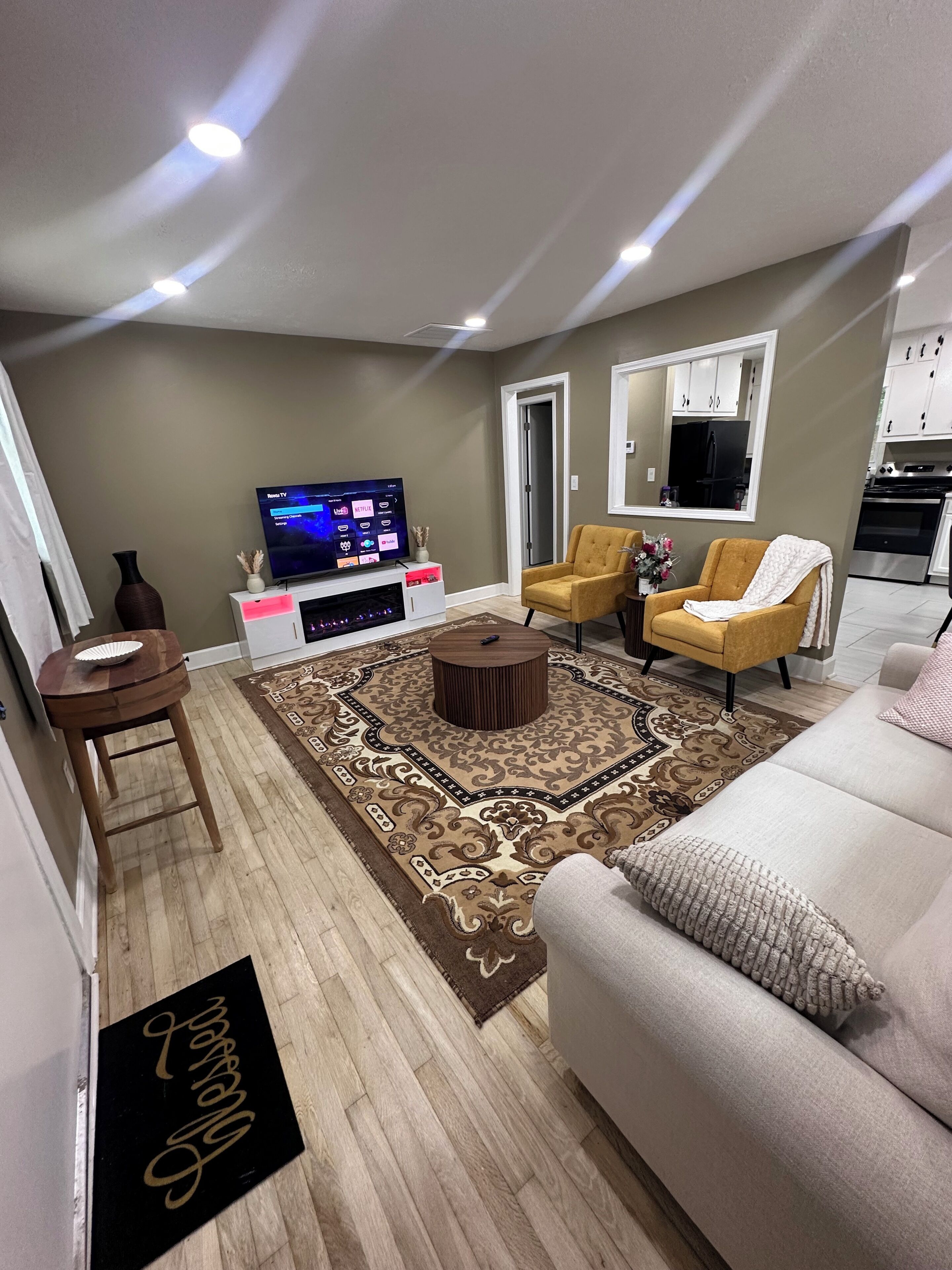 Smart-tv en een open haard