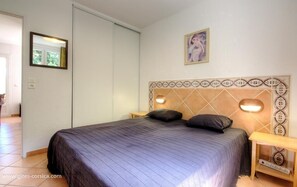 Room - Vrbo Property (COSTA)