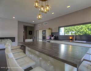 Private kitchen - Vrbo Property (PORTO VECCHIO)