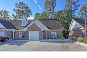 Exterior - Peaceful 1-bedroom/bath with AC in Statesboro (Statesboro)