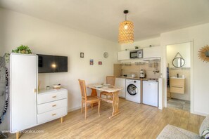 Interior - Vrbo Property (BASTELICACCIA)
