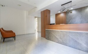 Lobby - Couple in a Hot tub,Pool table,Karaoke,Netflix, Stay3pax,5min,JkiA & SGR Nairobi (Nairobi)