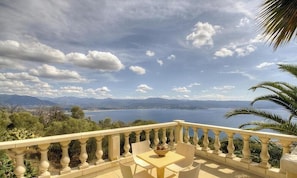 Outdoor dining - Villa San Salvador - AJACCIO (AJACCIO)