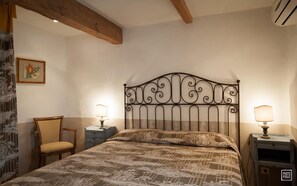 Room - Vrbo Property (PORTO VECCHIO)