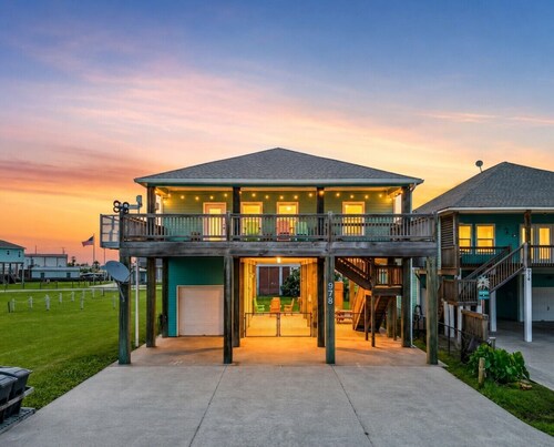 Beach Access~Barefoot Bliss~Chef Kitchen~Family