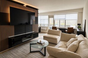 Living area - Skyline 1BR w/ Balcony + City Views | High Floor | Steps to Yonge/Bloor! (Toronto)