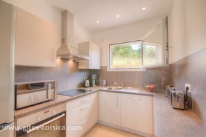 Private kitchen - A Murta - SOLLACARO - Gîte (SOLLACARO)