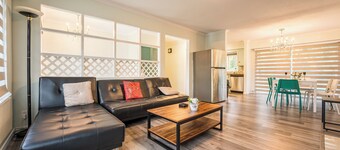 Charming Escape  and cozy  place near everything