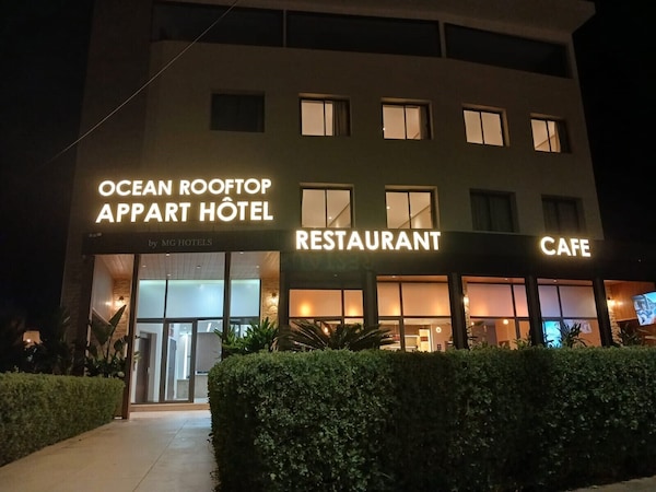Ocean Rooftop Hotel -