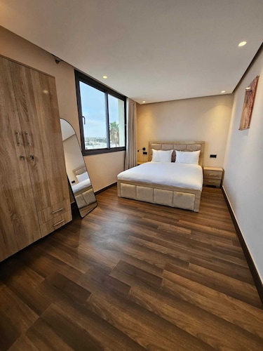 OCEAN ROOFTOP HOTEL