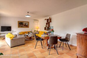 Living area - La Cardiccia - BALOGNA (BALOGNA)