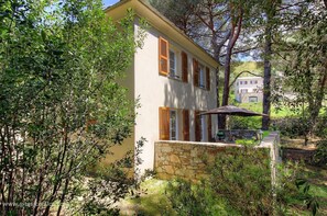 Exterior - Vrbo Property (PATRIMONIO)