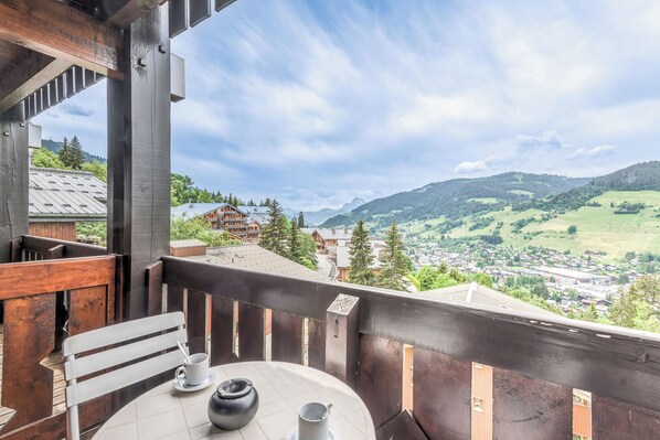 Outdoor dining - Le Cocon du Gollet - Welkeys (Megève)