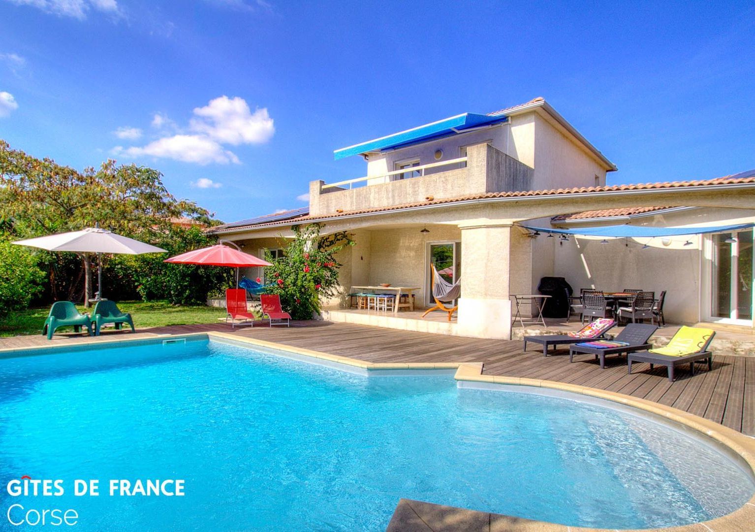 Gîte à Borgo, Grand Bastia, Haute-Corse, labellisé Gîtes de France : la piscine