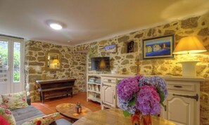 TV - Casa L'orto - VALLE DI MEZZANA (VALLE DI MEZZANA)