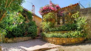 Jardines del alojamiento