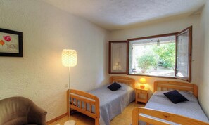 Room - Vrbo Property (SAINTE LUCIE DE PORTO VECCHIO)