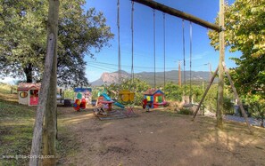 Children's area - L'Aragnasca - PERI PLAIN (PLAINE DE PERI)