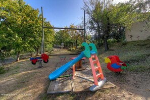 Children's area - L'Aragnasca - PERI PLAIN (PLAINE DE PERI)