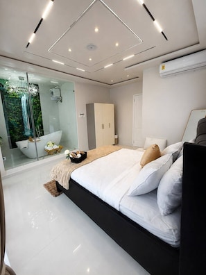 Bathroom - One Plus One Luxe Retreat (Sakumono)