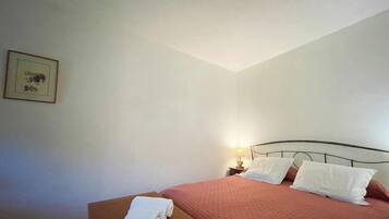 1 habitación, cuna de viaje y wifi gratis